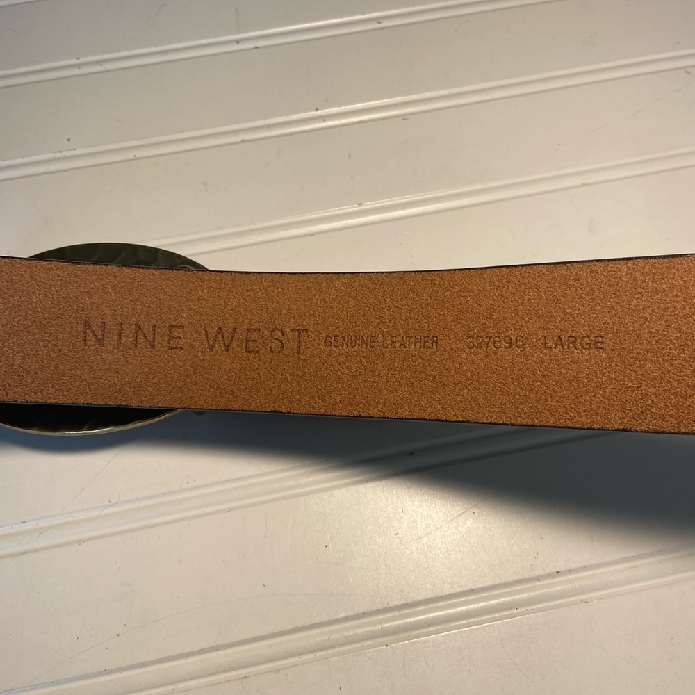 Nine West Woman's L Brown Statement Belt 1 3/4" Width 47" Length Pre-Owned - Picture 3 of 5